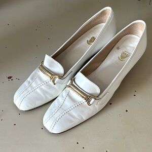 Women’s Gucci vintage shoes size 38